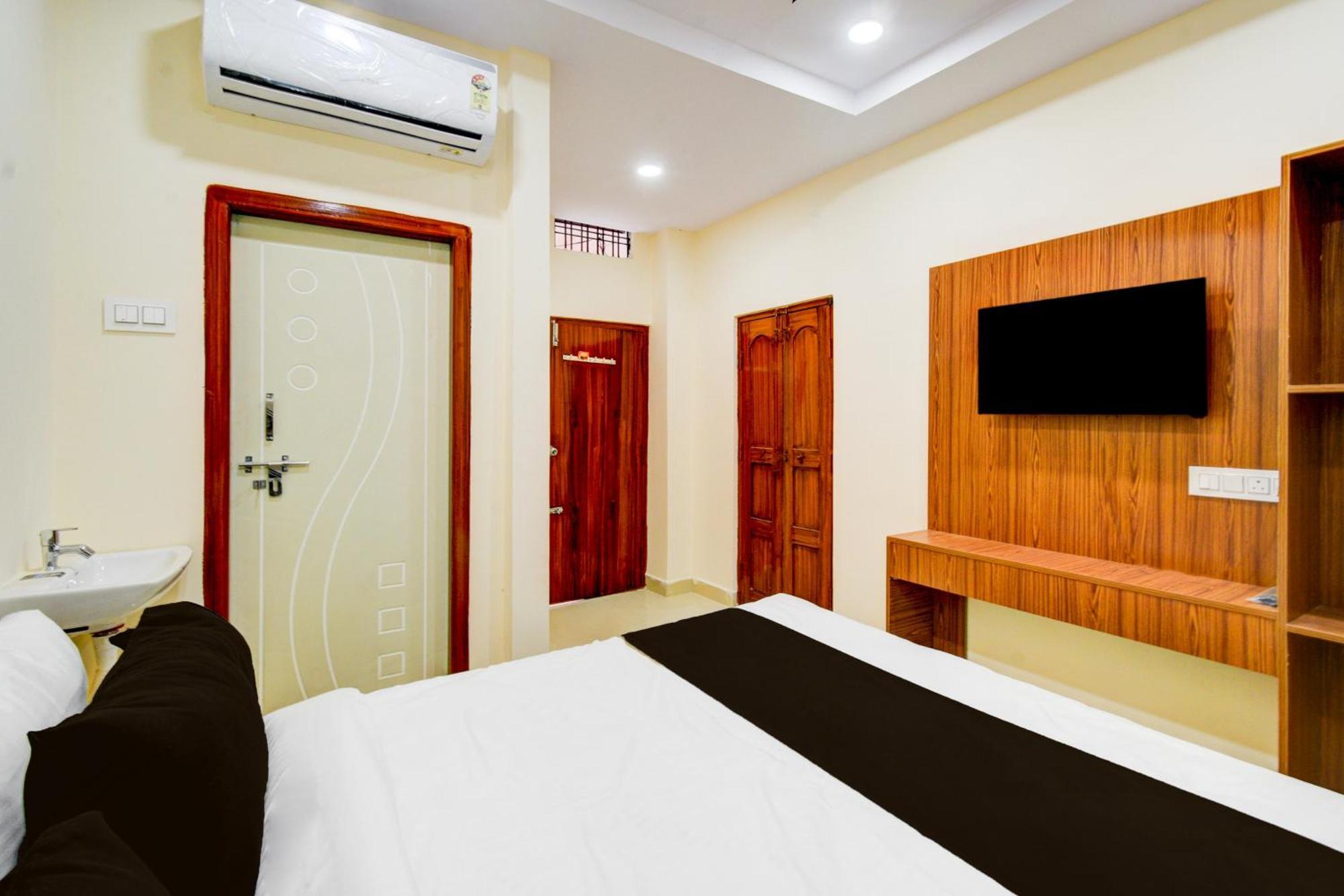Hotel O D N Groups Sururnagar Exterior photo
